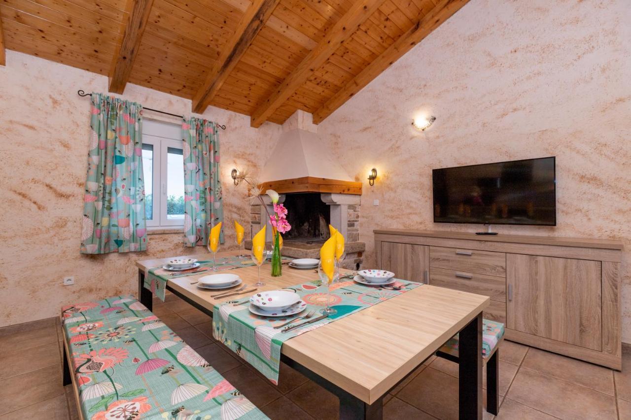 Villa Stari Punat Sveti Petar u Sumi Buitenkant foto